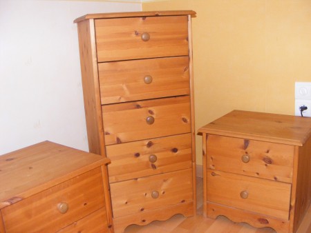 Chiffonnier et tables de chevet